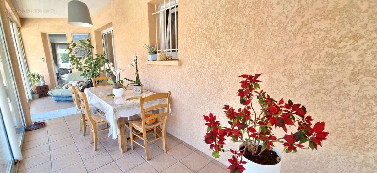 Maison à BUELLAS