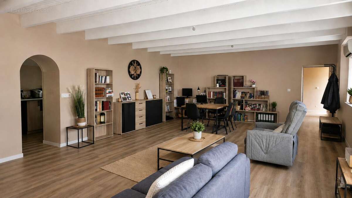 Maison à CARHAIX-PLOUGUER
