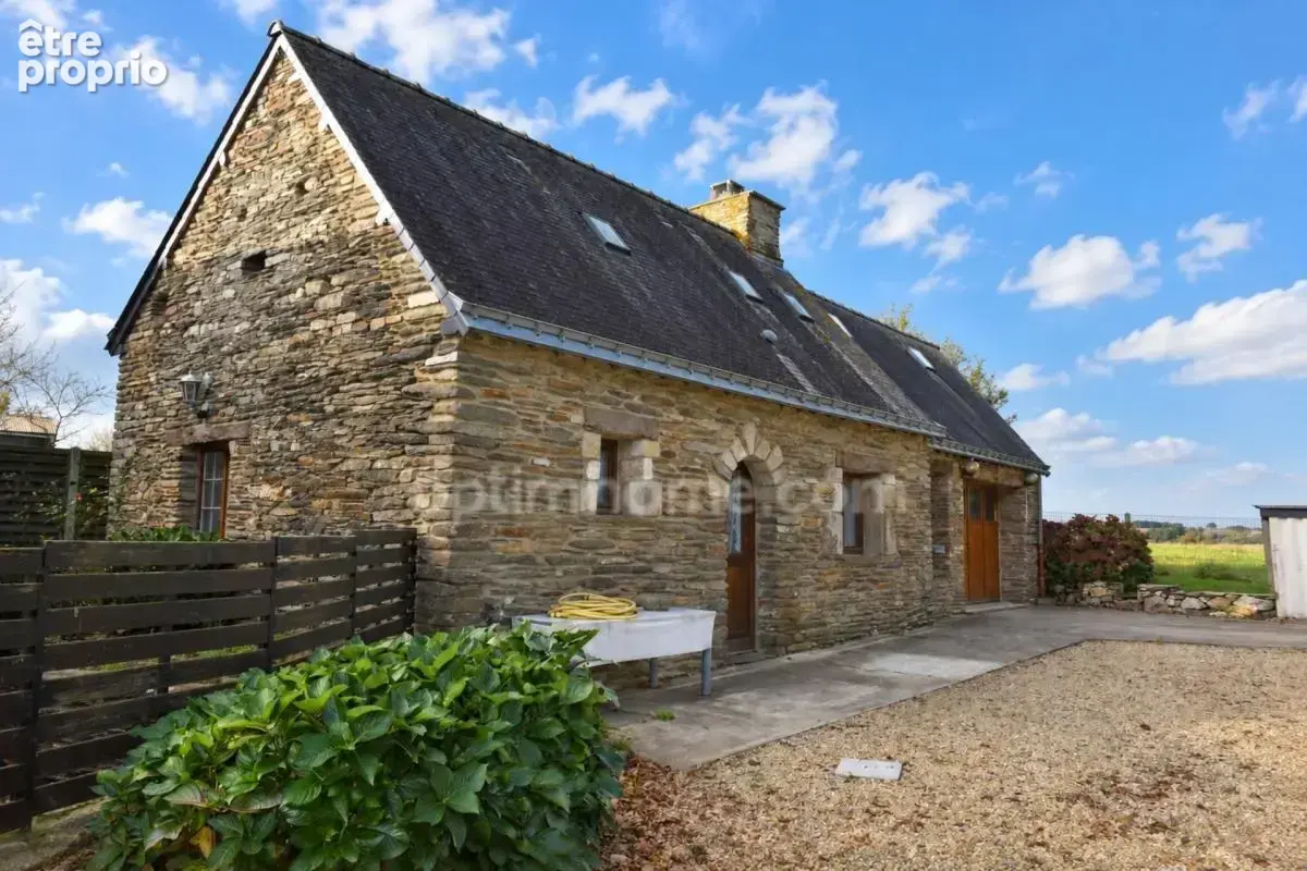 Ensemble immobilier en pierres sur vaste terrain paysagé - photo 3