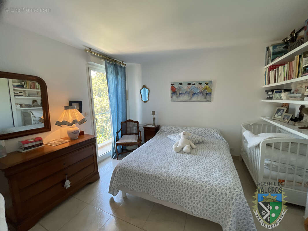 Appartement à CARQUEIRANNE
