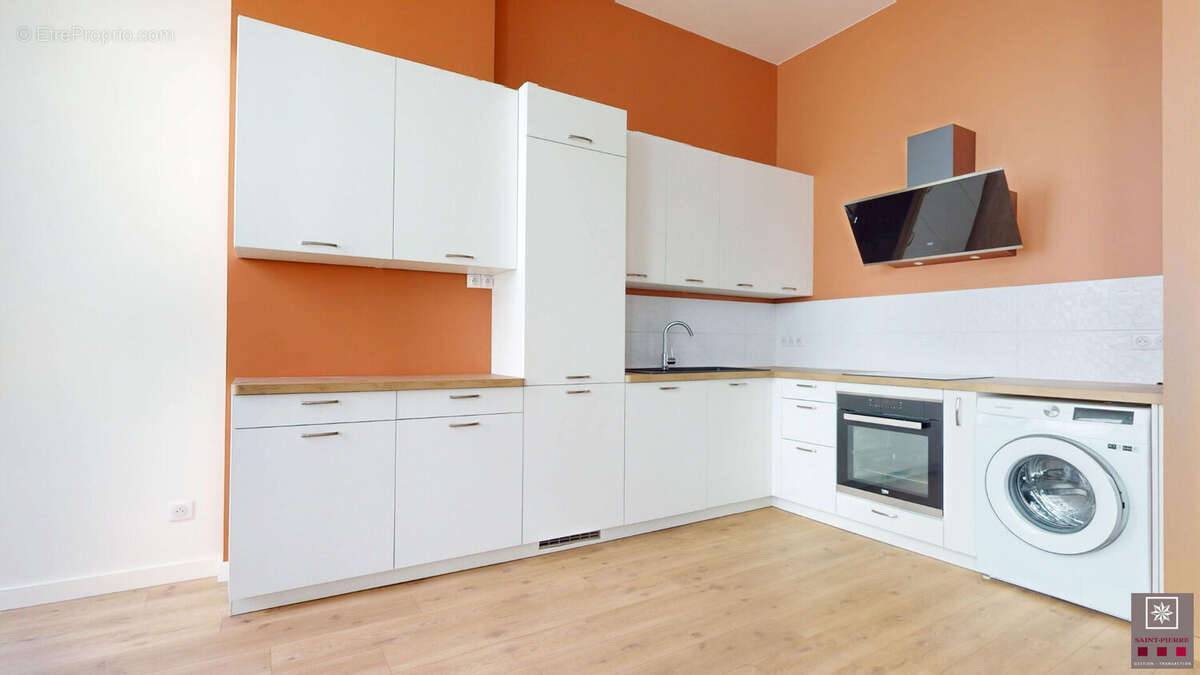 Appartement à LYON-6E