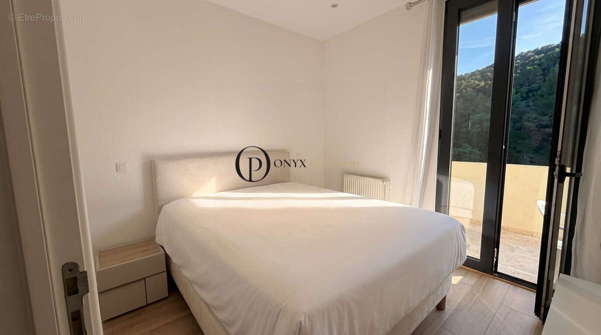 Appartement à ROQUEBRUNE-CAP-MARTIN