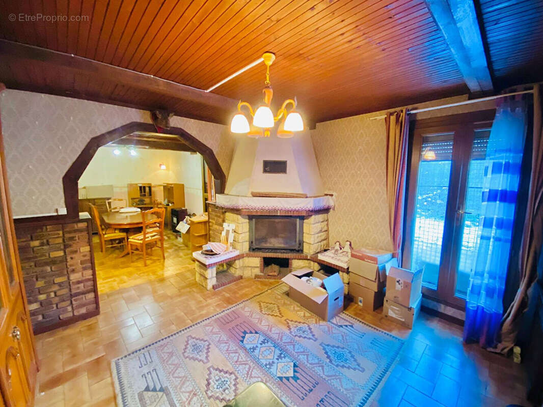 Maison à LE MESNIL-EN-THELLE