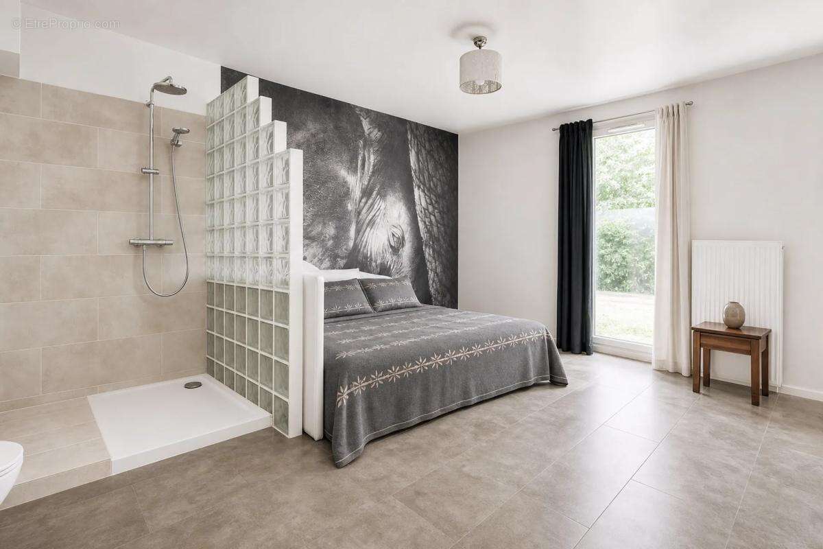 Appartement à STAINS