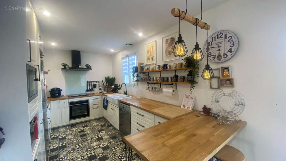 Maison à SAINT-HIPPOLYTE