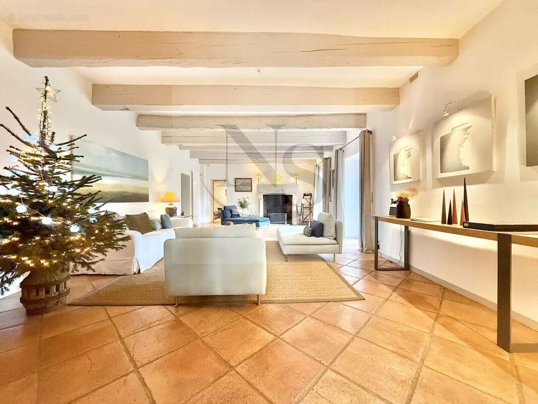 Maison à AIX-EN-PROVENCE