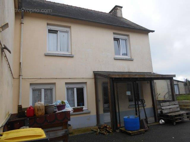Maison à CORLAY