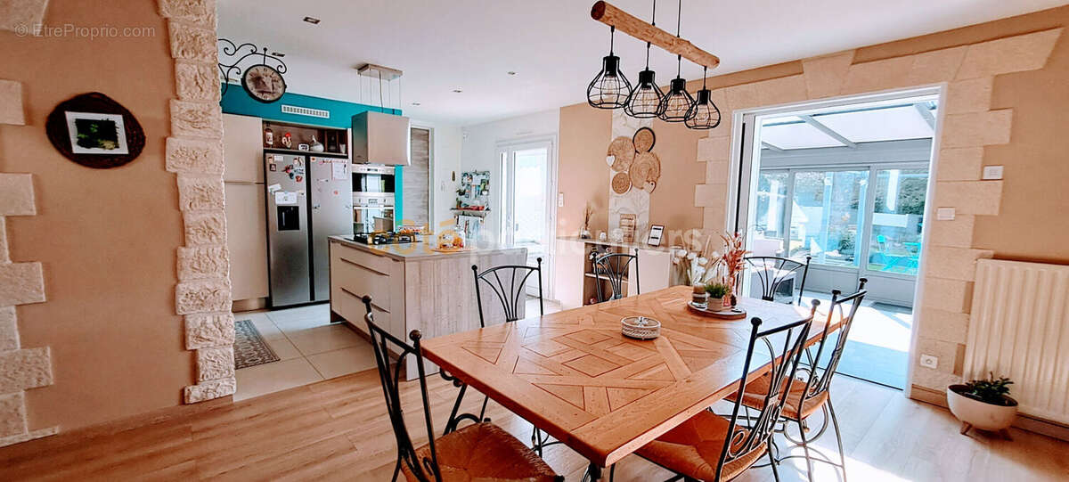 Maison à MORTAGNE-SUR-SEVRE