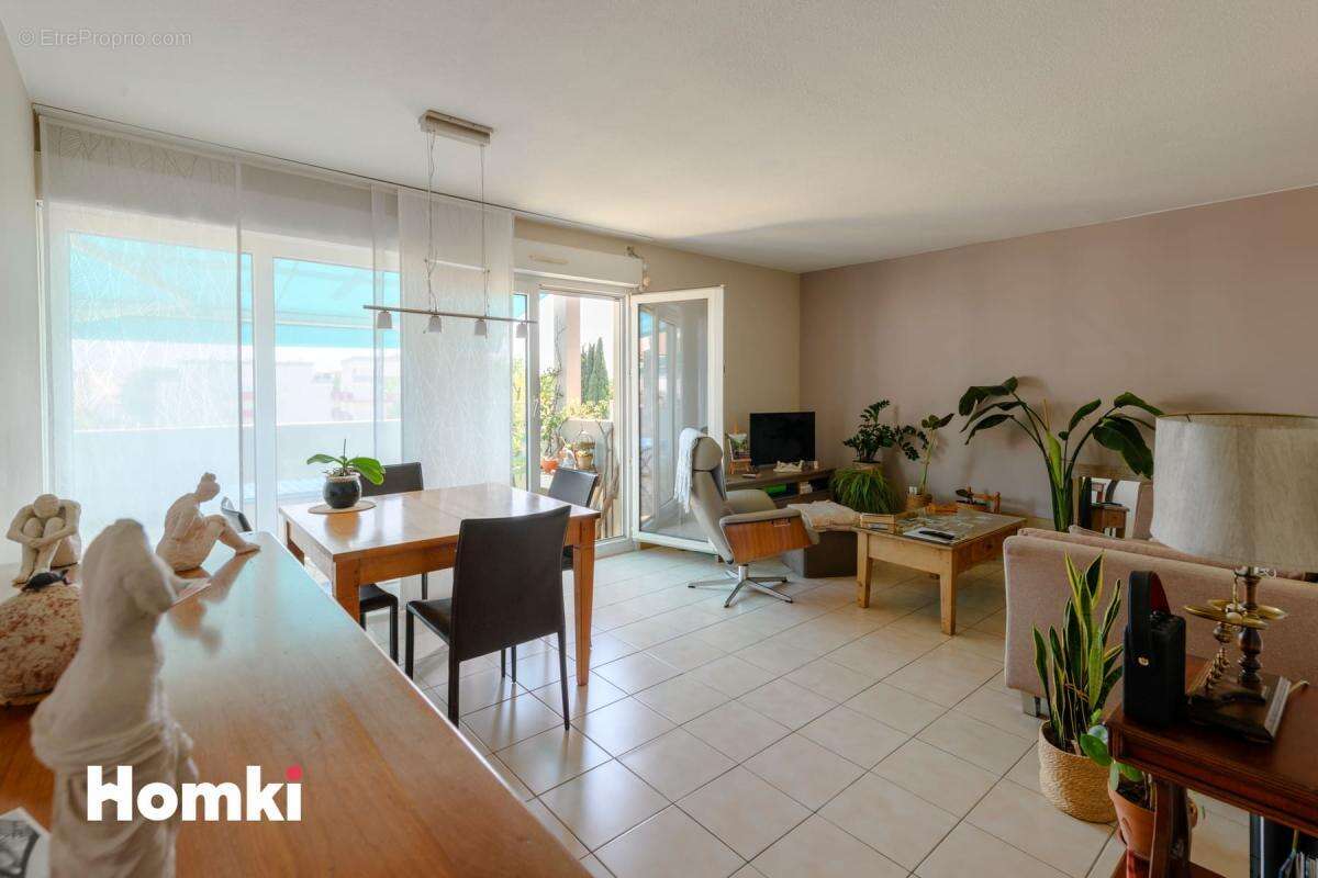 DPE C Appartement 3 pièces de 65 m2 avec terrasse et garage à Nîmes Capouchiné - photo 4