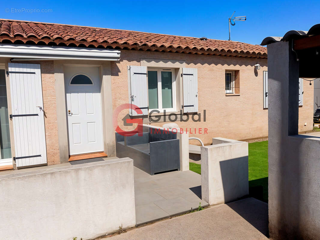 Maison à CHATEAUNEUF-LES-MARTIGUES