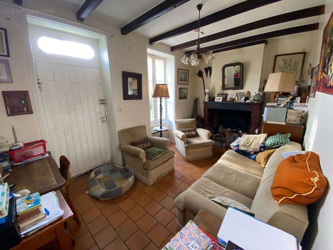 Maison à LES MATHES