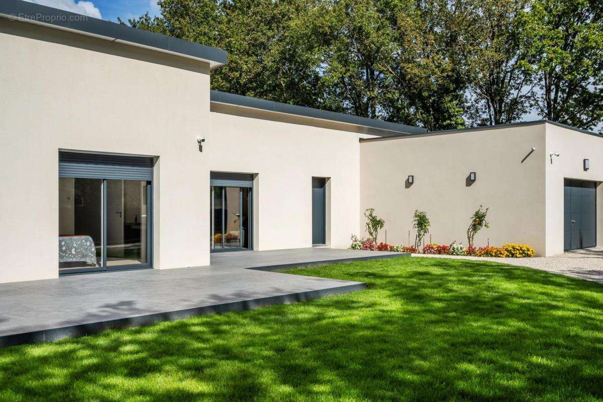 Maison plain-pied 138 M2 proche du centre de Férel - photo 14