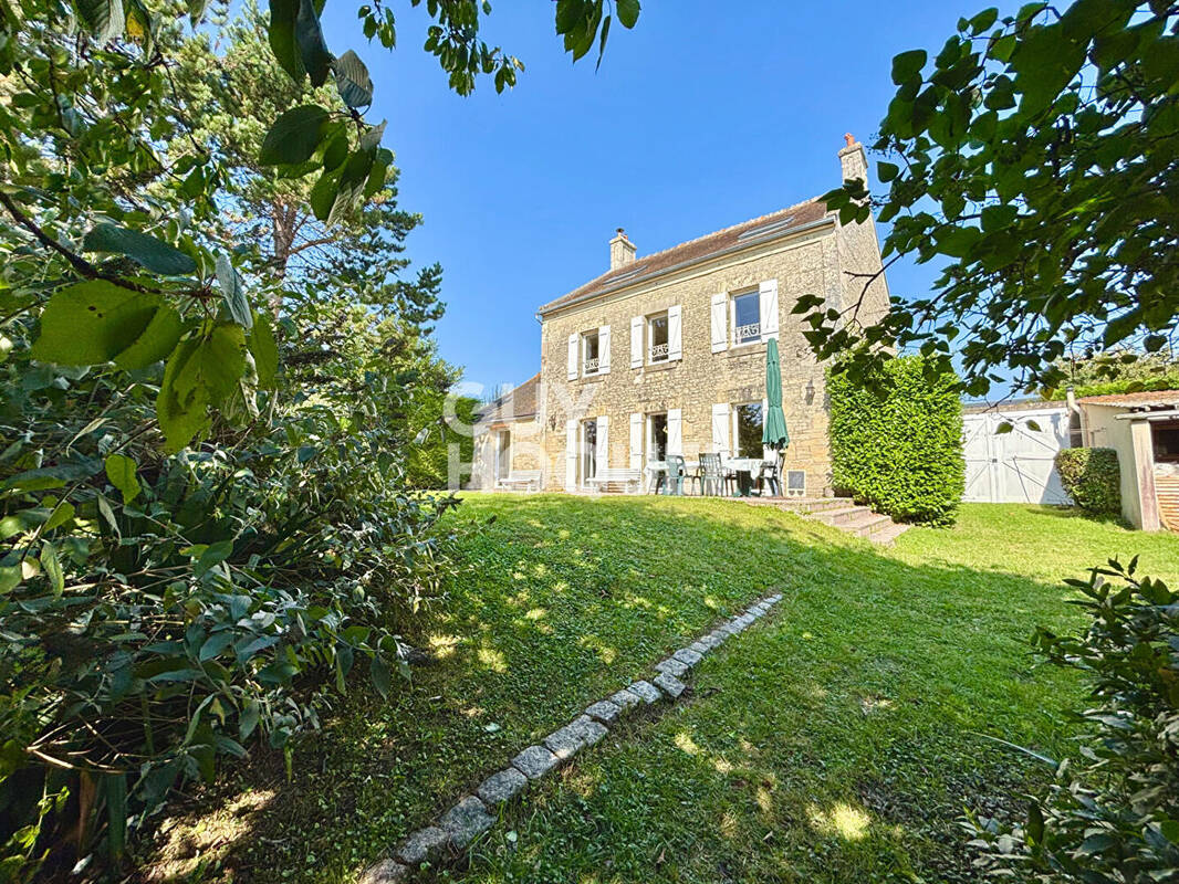 Maison 7 pièces 177 m² · à Bretteville-sur-Laize · 177 m² · 364 000 €