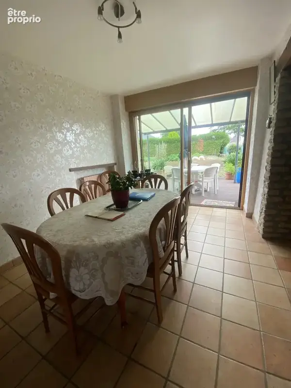 Maison 6 pièces 167 m² à vendre à Villaines-La-Carelle (72600) - photo 5