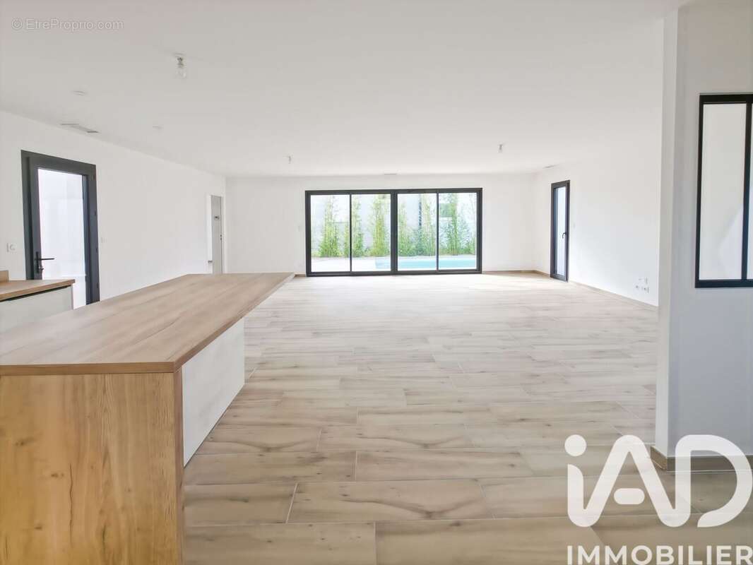 Photo 8 - Maison à SAUVIAN