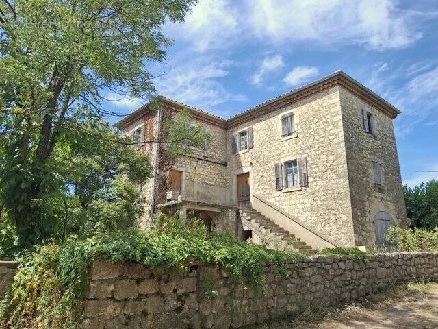 Maison à RUOMS