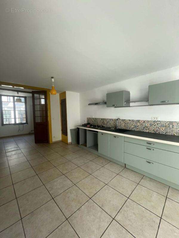 Maison 5 pièces / 80 m² / 219 000 EUR / ARRAS - photo 2