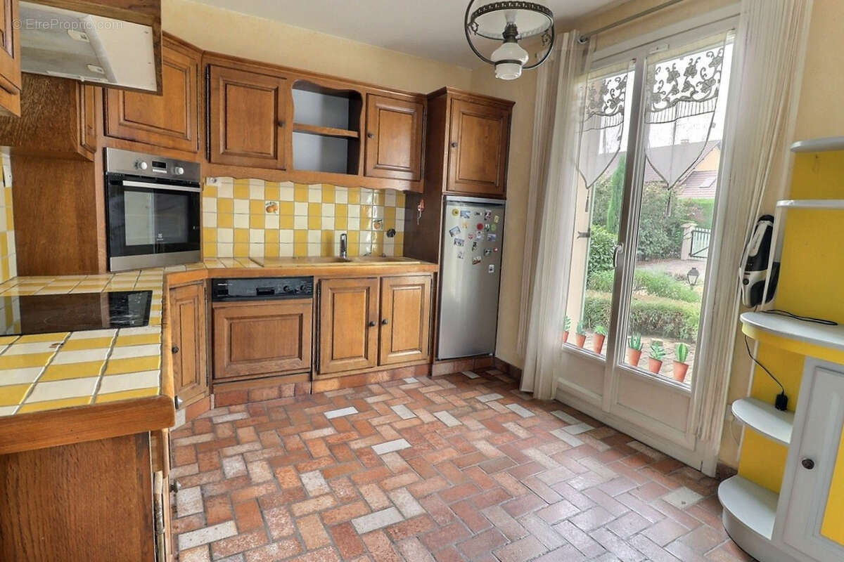 MELLECEY, côte chalonnaise, maison sur sous-sol avec terrain - photo 3