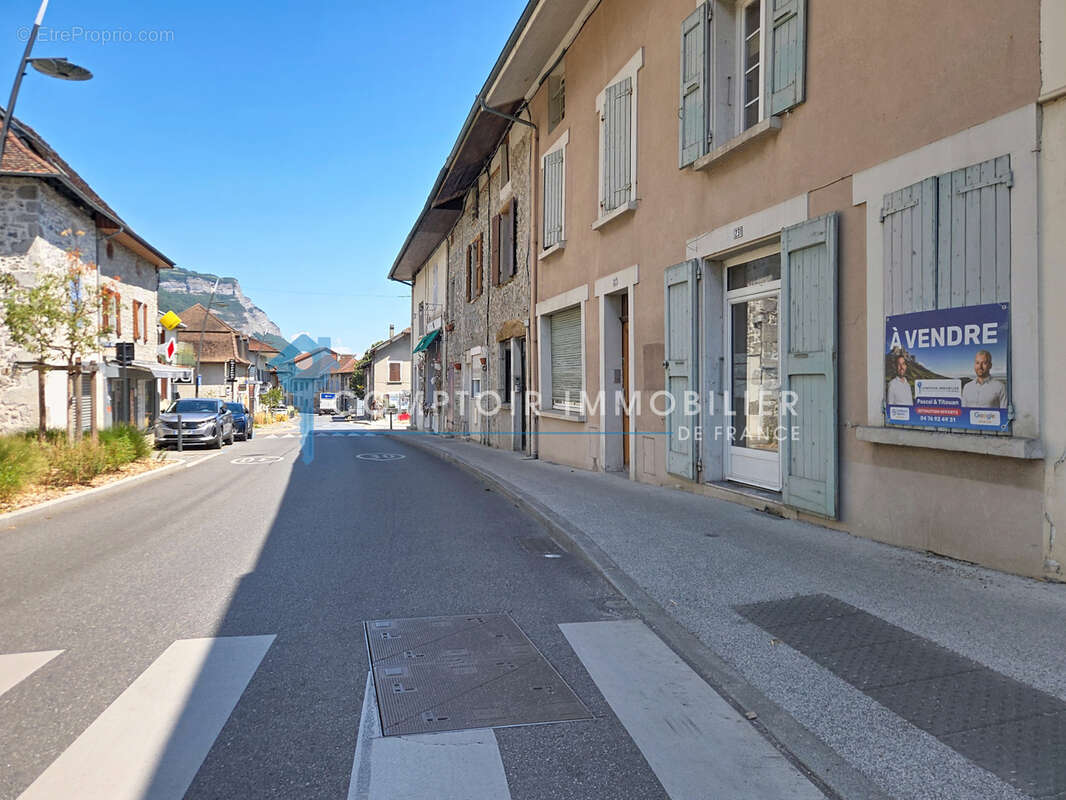 DPT (38) - A VENDRE - Maison de village - Bernin centre - photo 13