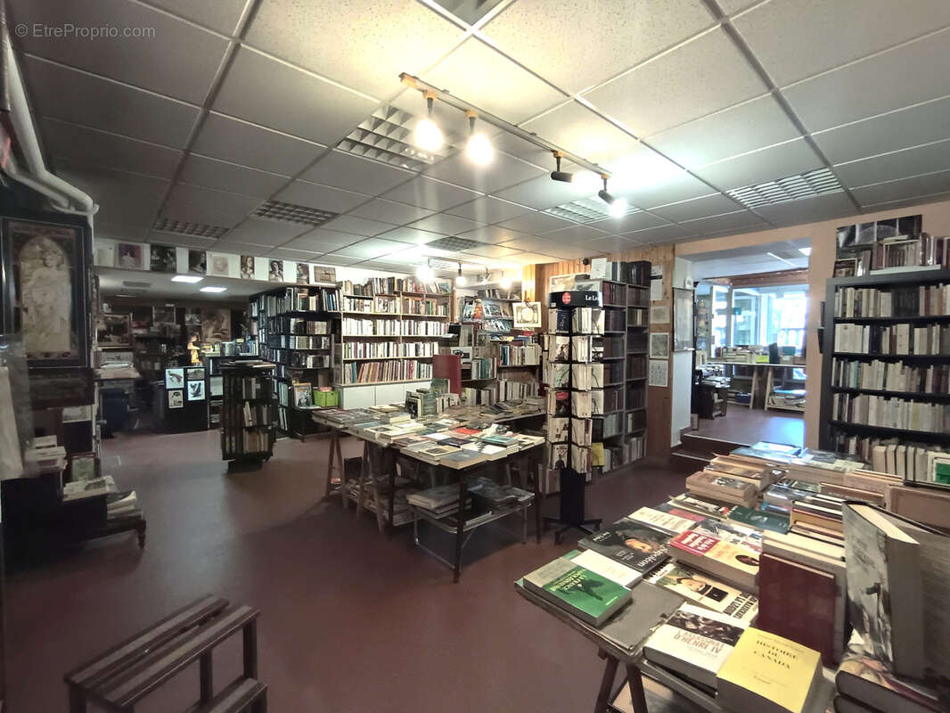 Local commercial - photo 2