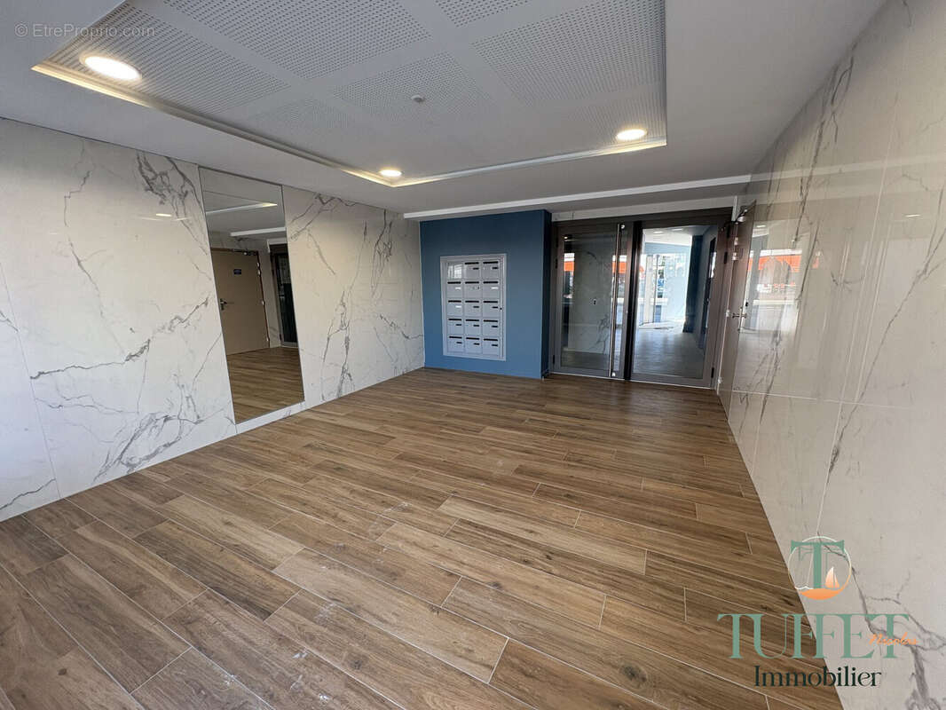 Appartement à LES MATHES