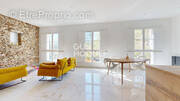 Appartement à FONTAINE-DE-VAUCLUSE