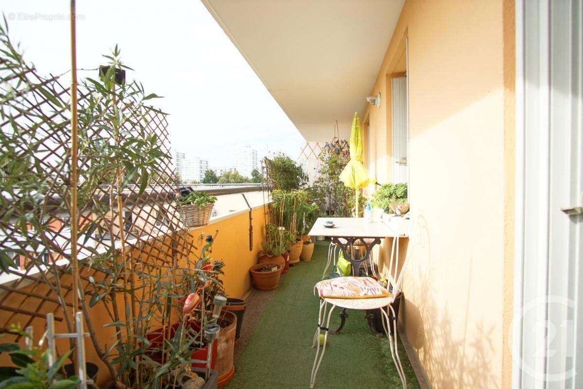 Appartement à BONNEUIL-SUR-MARNE