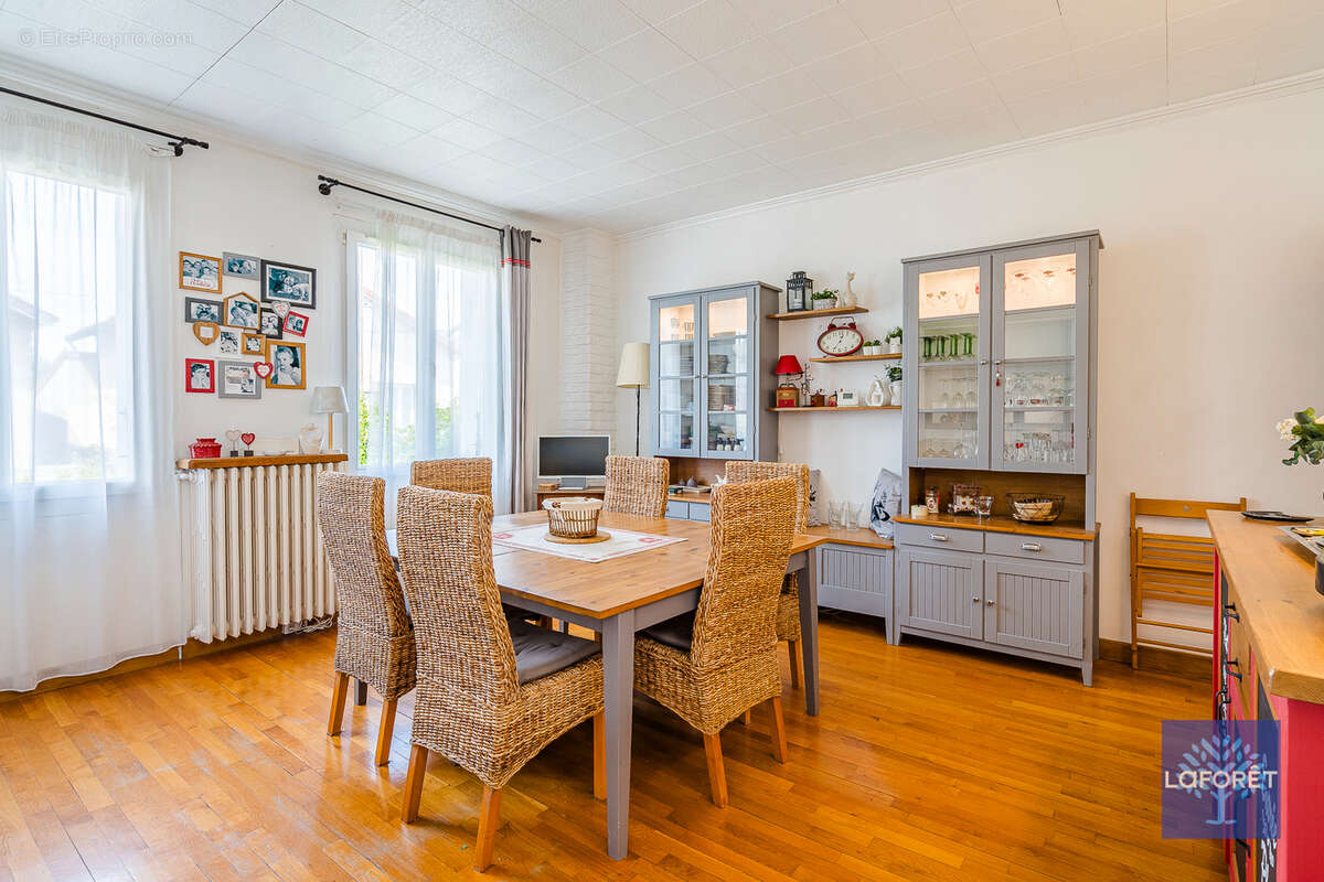 Maison à BOBIGNY