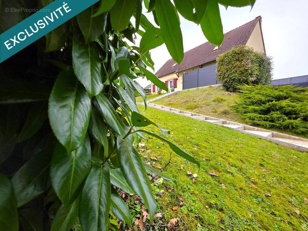 Photo 1 - Maison à LA FLECHE