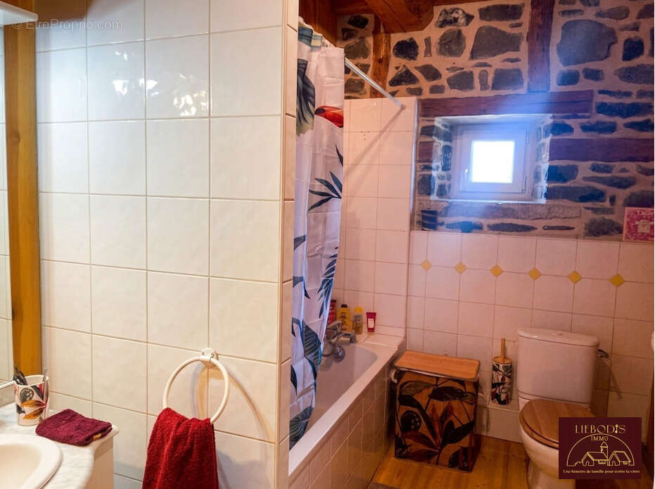 Bâtisse en pierre d'époque à découvrir - photo 12