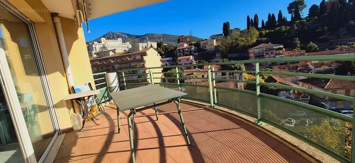 Appartement à MENTON