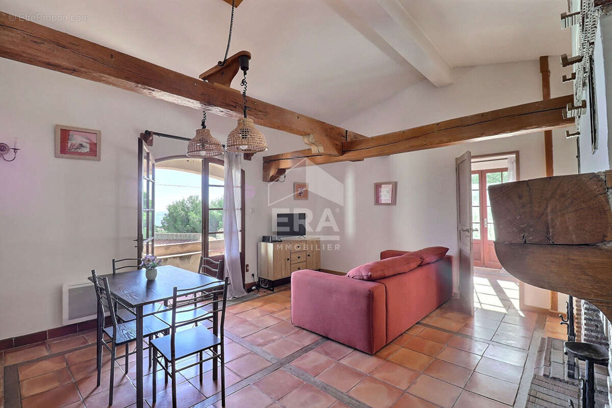 Maison à SAUSSET-LES-PINS