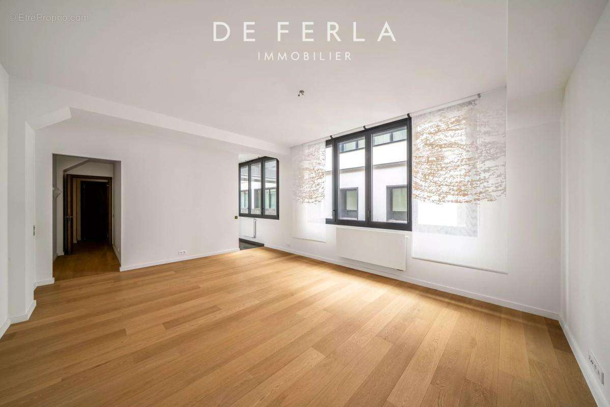 Appartement à PARIS-7E
