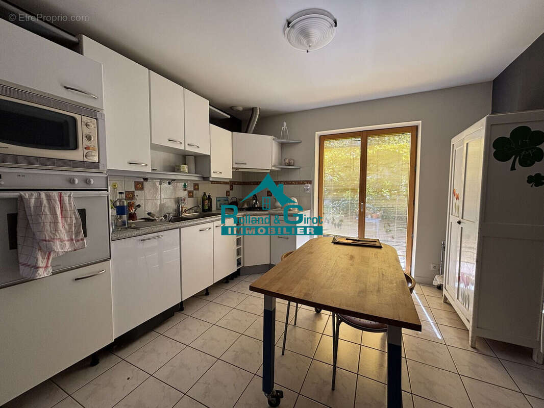 Maison à SAINT-SULPICE-LA-FORET