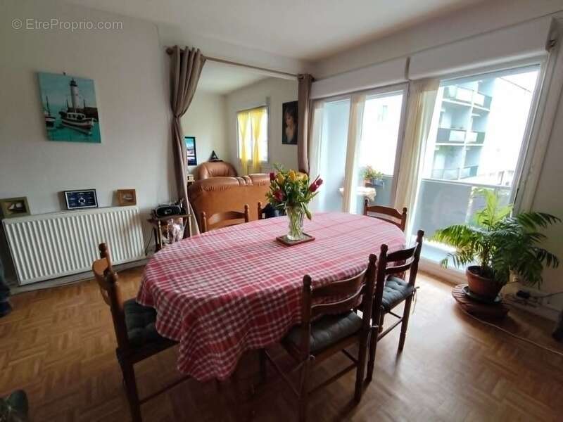 Appartement à TONNAY-CHARENTE