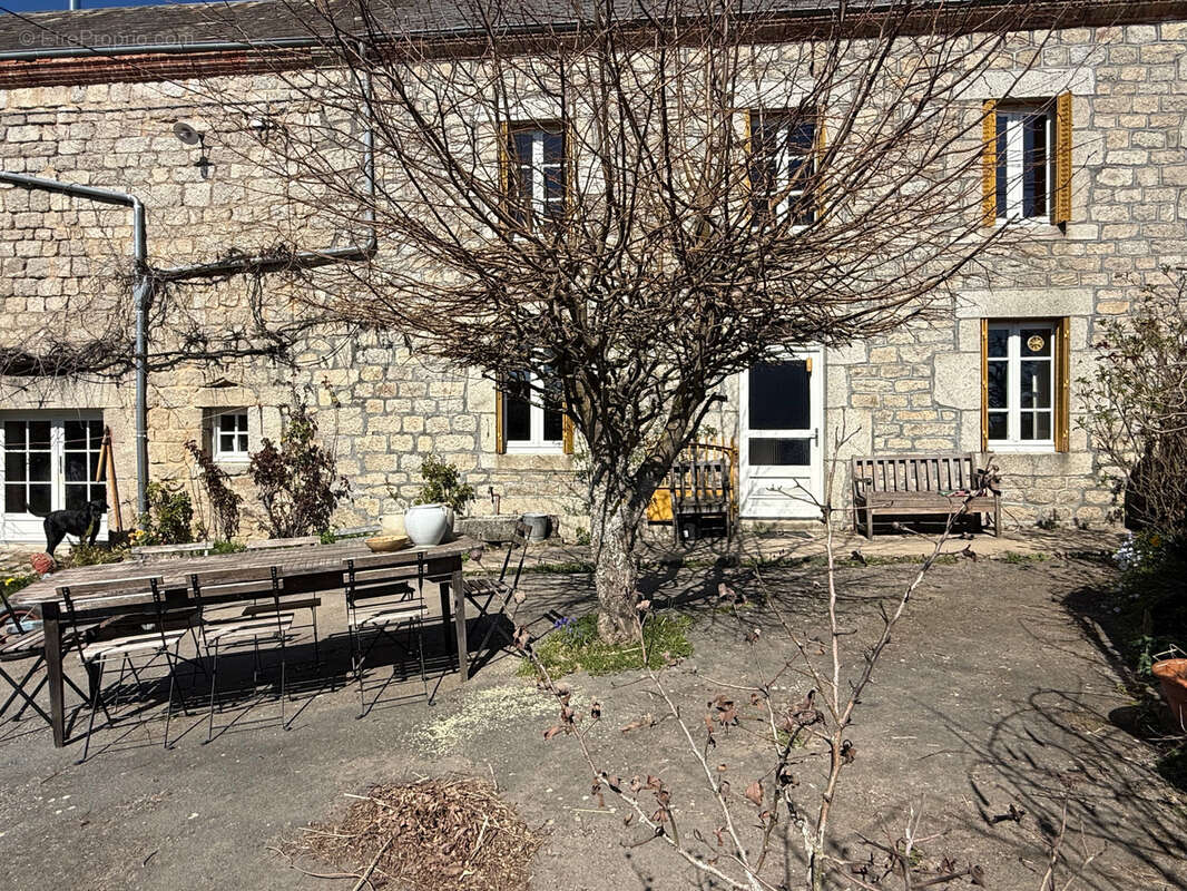 Maison à CHARENSAT