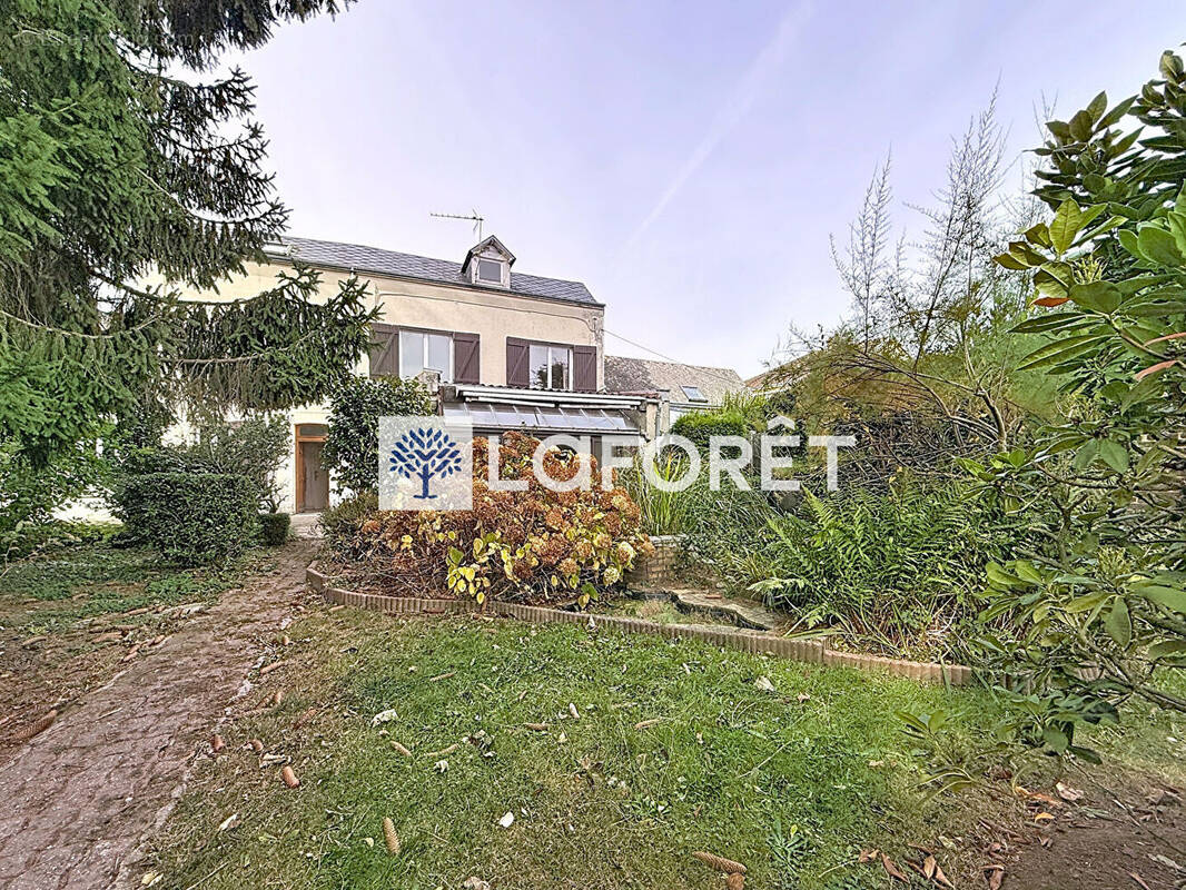 Maison à LE MESNIL-ESNARD