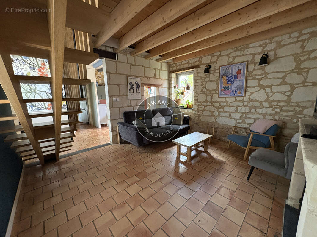 Maison coup de cœur à LOUERRE   Charme, authenticité et rénovation de qualité - photo 3