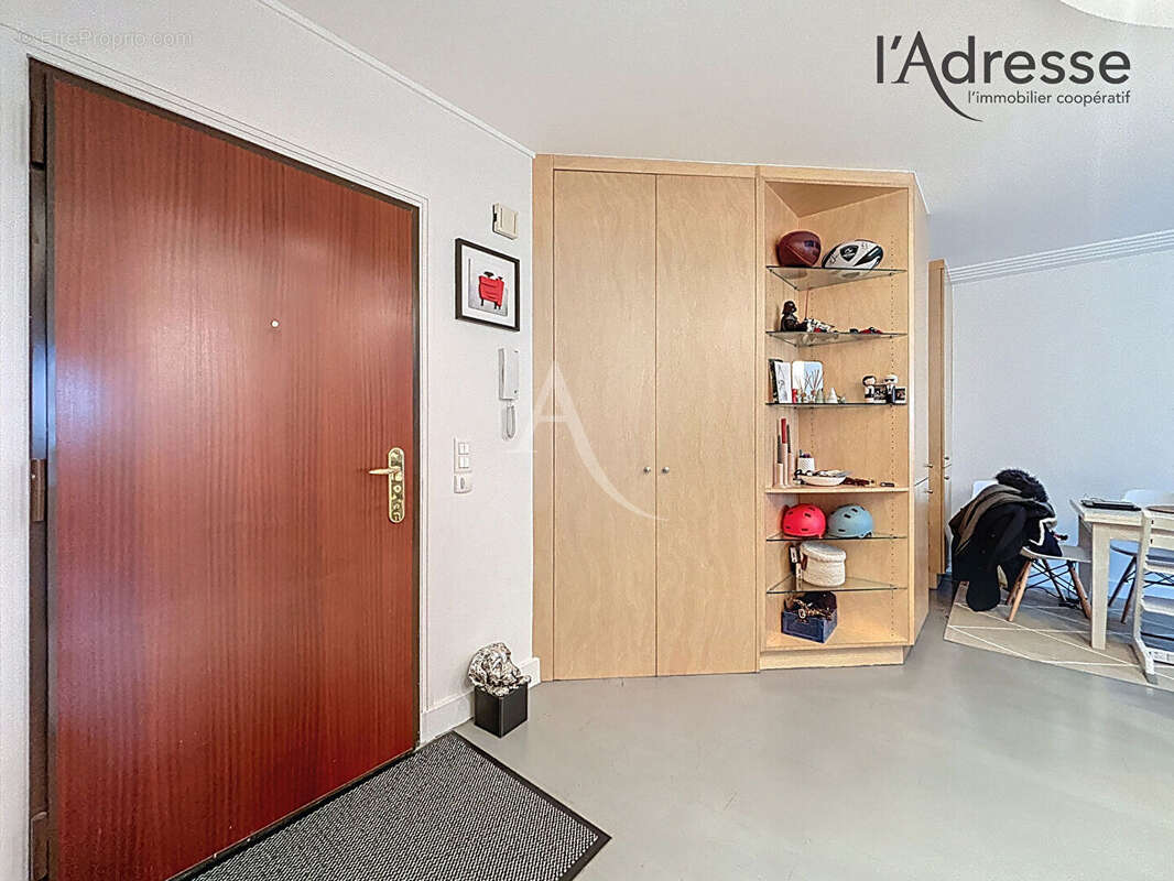 Appartement à SURESNES