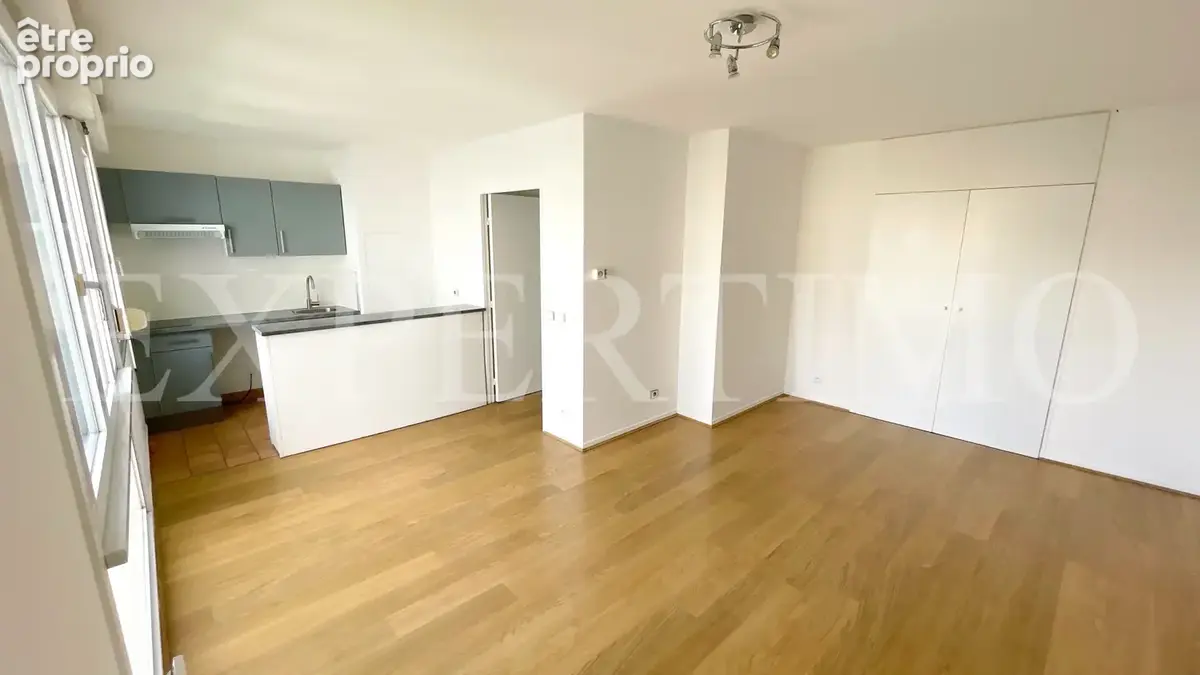 Le chesnay-rocquencourt   grand studio 31 m2   étage avec ascenseur - photo 2
