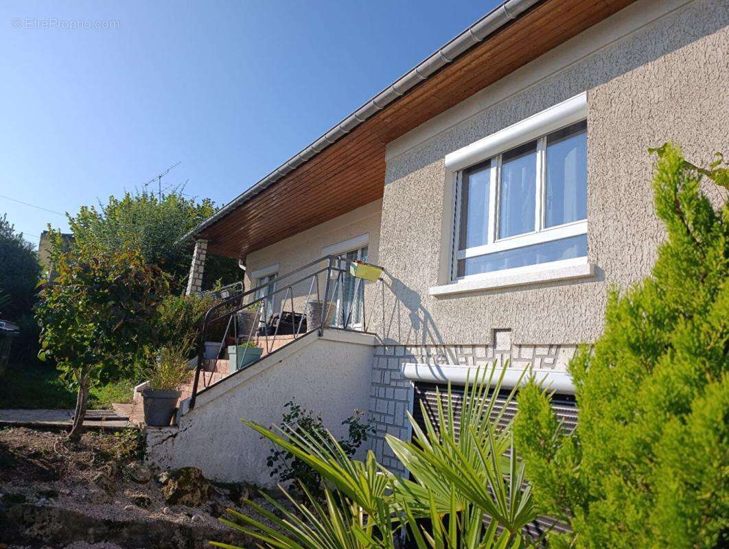 Maison à DAMMARIE-LES-LYS