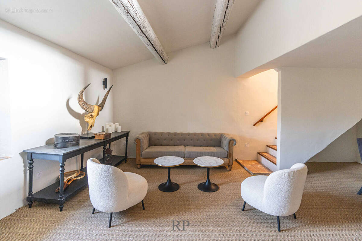 Appartement à LOURMARIN