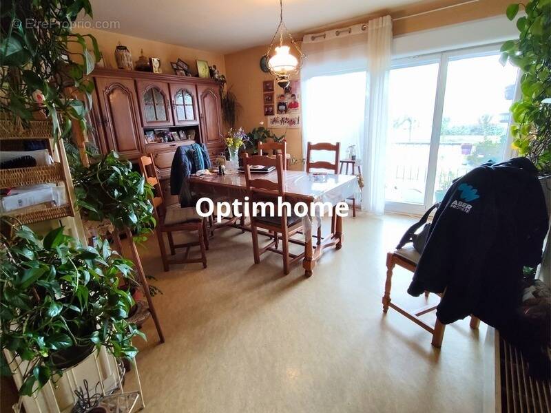 Appartement à TONNAY-CHARENTE