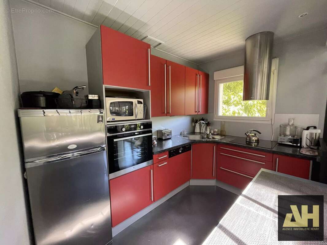 Maison à LE RELECQ-KERHUON