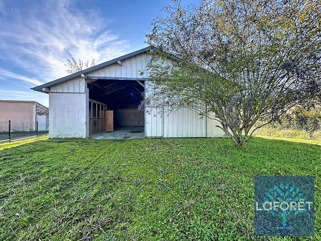 Commerce à TERCIS-LES-BAINS