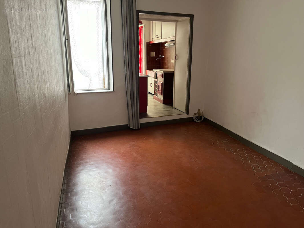 Appartement à MARSEILLE-2E