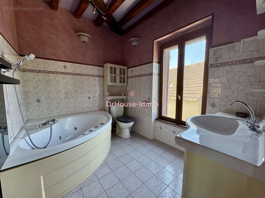 Maison à AUXY