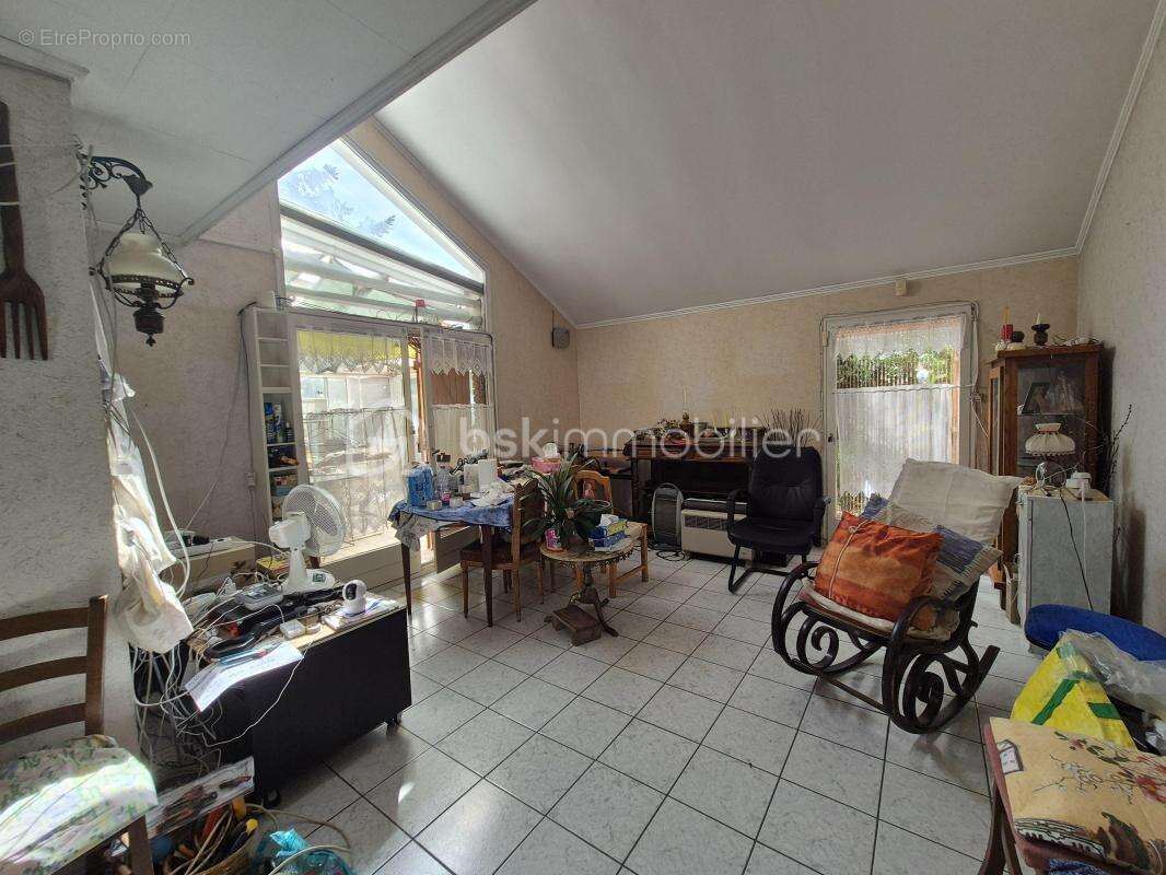 Maison familiale pleine de potentiel ! A Lisses - photo 5