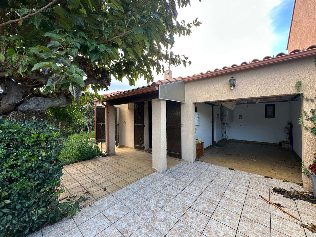 Maison à MONTESQUIEU-DES-ALBERES