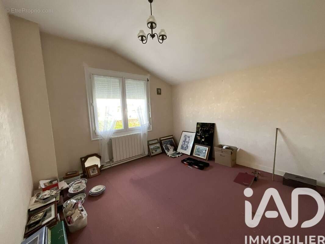 Photo 5 - Maison à VERINES